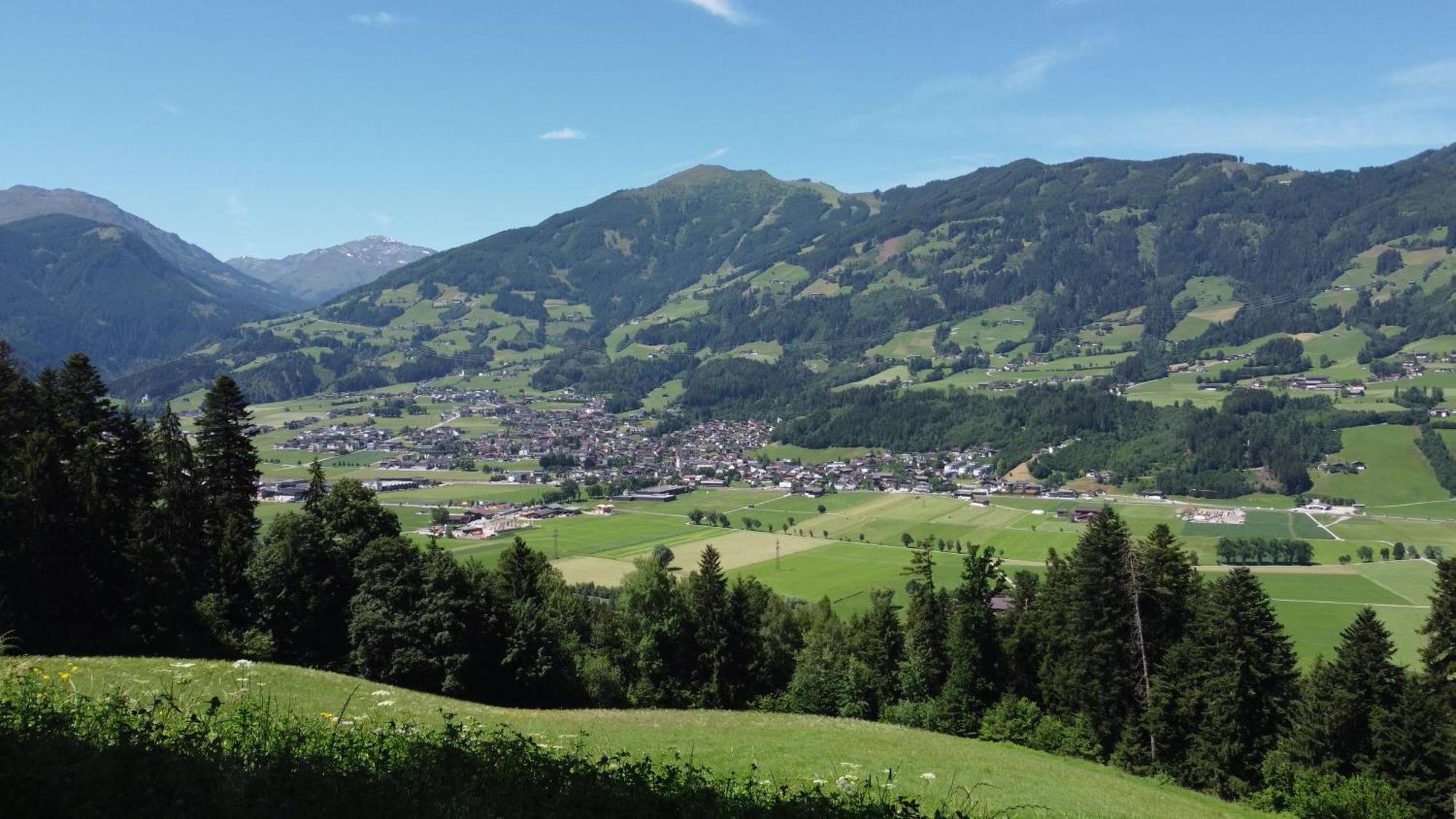 Panorama Nature Lodge Hart im Zillertal Exteriör bild